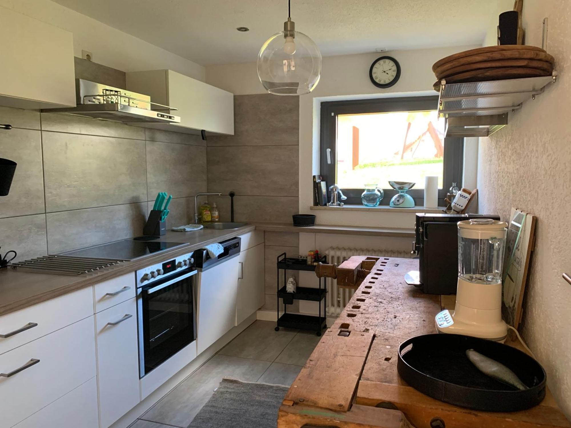 Ferienwohnung Ruhig, Sonnig Und Etwas Speziell Hilzingen Exterior foto