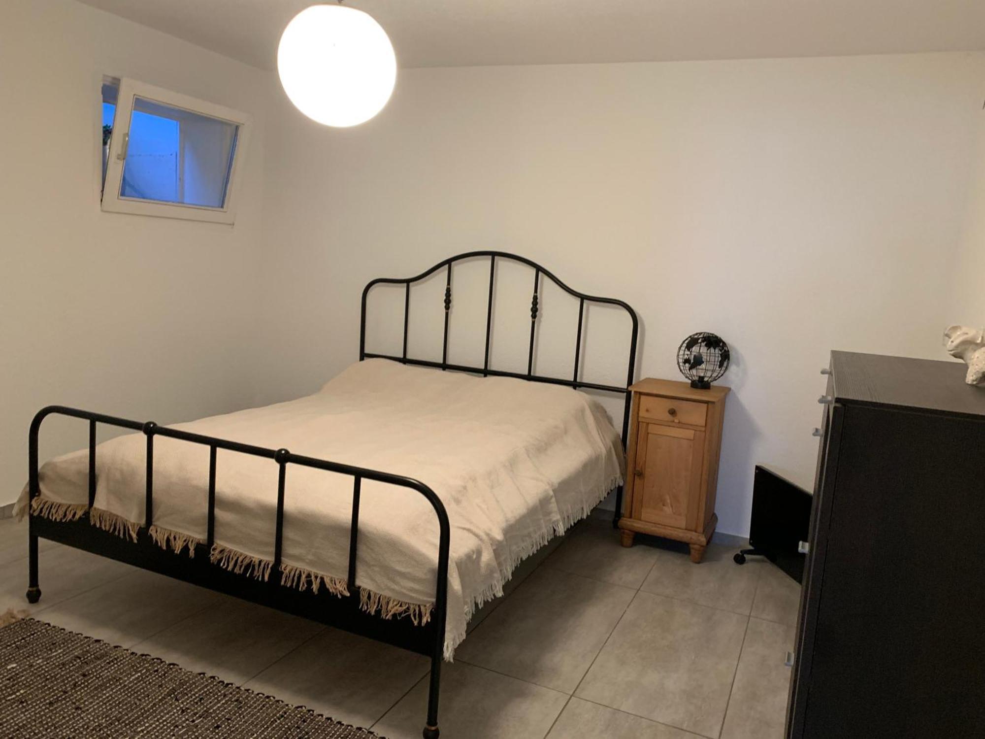Ferienwohnung Ruhig, Sonnig Und Etwas Speziell Hilzingen Exterior foto
